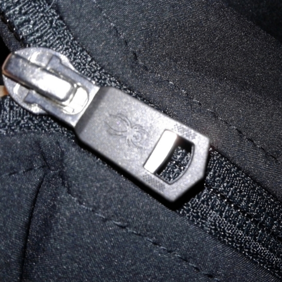 Aston Martin Racing Spyder hooded Jacket womens sz S Embroidered supreme ski - Picture 11 of 11